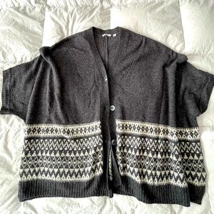 Sweater cape cardigan